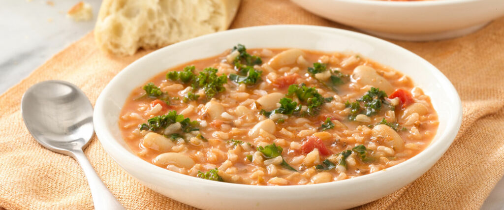 Kale, Bean and Brown Rice Soup