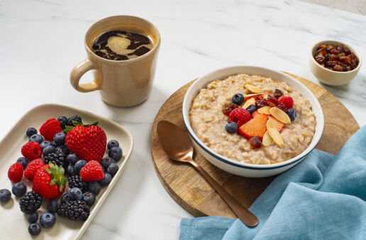 brown-rice-breakfast-porridge-with-almond-and-dates